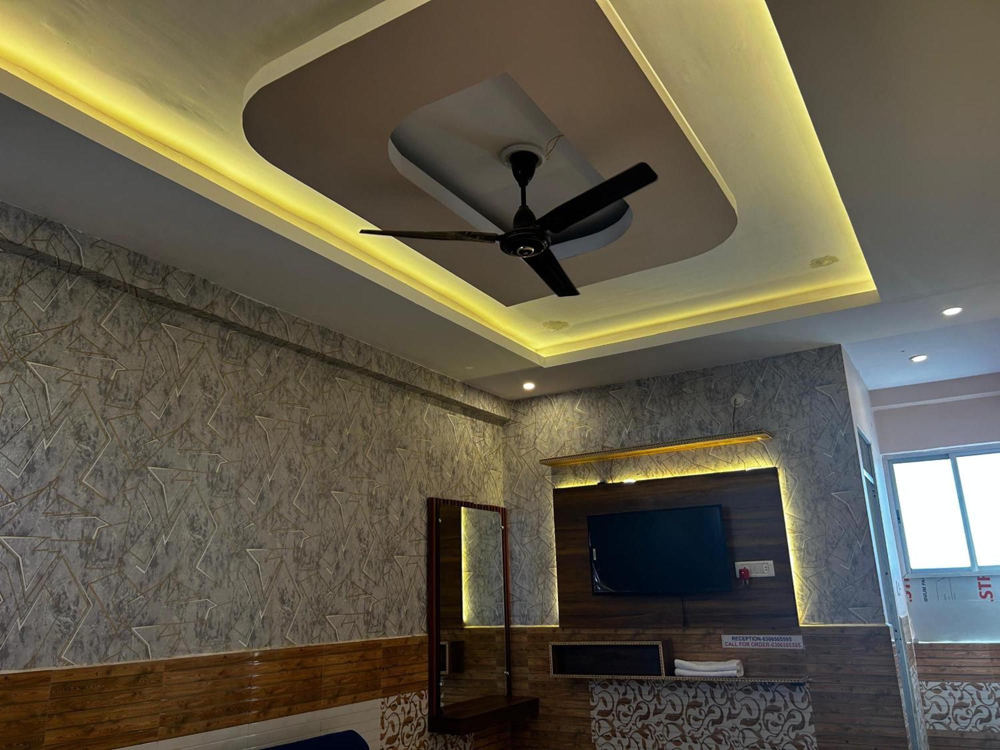 Hotels7Apple Mahoba ภายนอก รูปภาพ